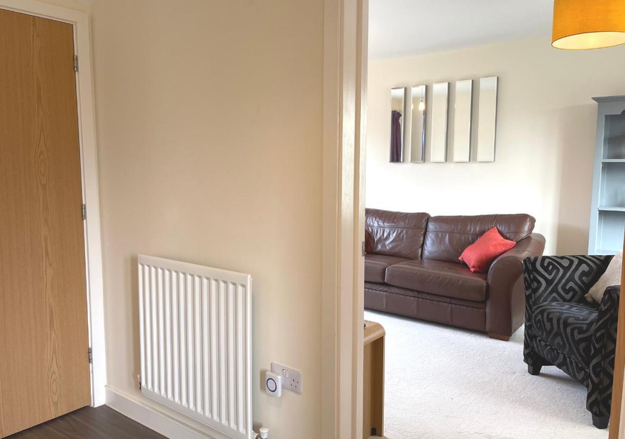 Ashford Holiday Home Sleeps 6 Free Parking Wifi Willesborough Exterior foto